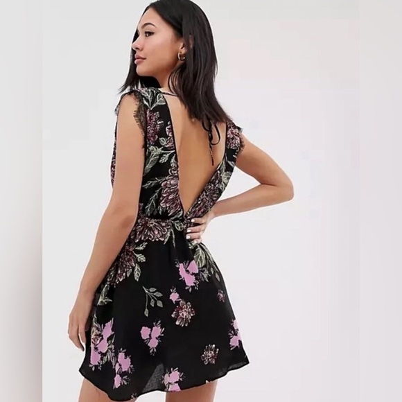 Free People Marnie Floral Plunge Tie Side Swing Mini Dress Black/Plum Sz XS - Picture 2 of 11